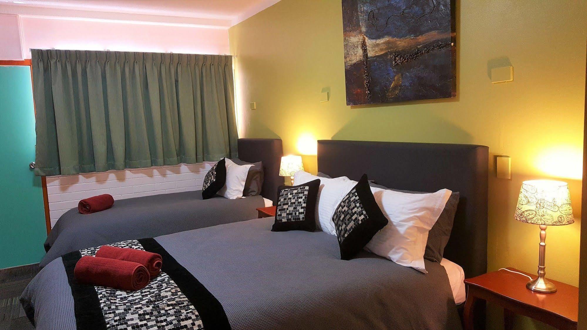 New Olympic Motel Lismore Bagian luar foto